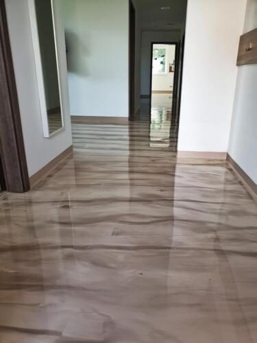 Dekor műgyanta padló fa beütéssel lakásba - Abda
